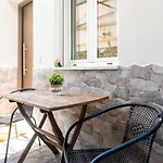 Peggy's In Chania Apartment
